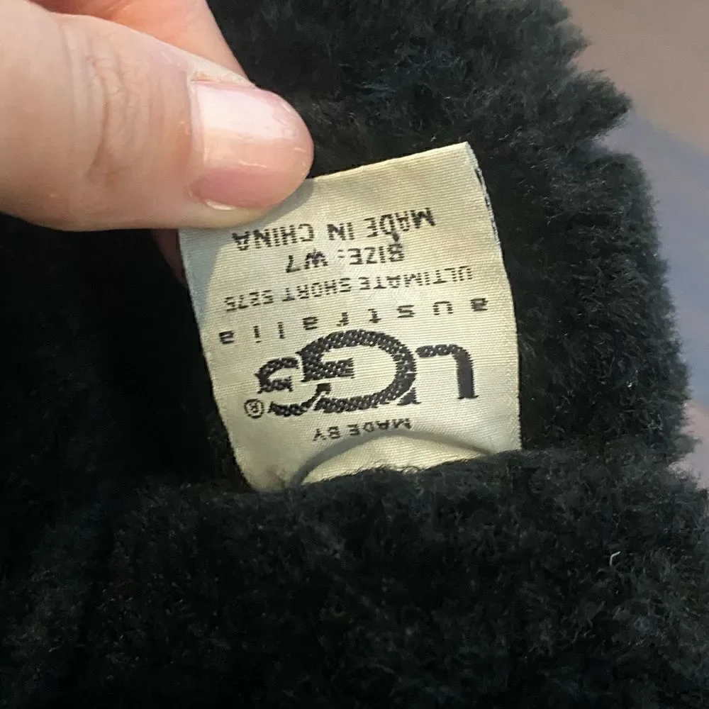 Ugg Ultimate Short Boots Black womens 7 shearling